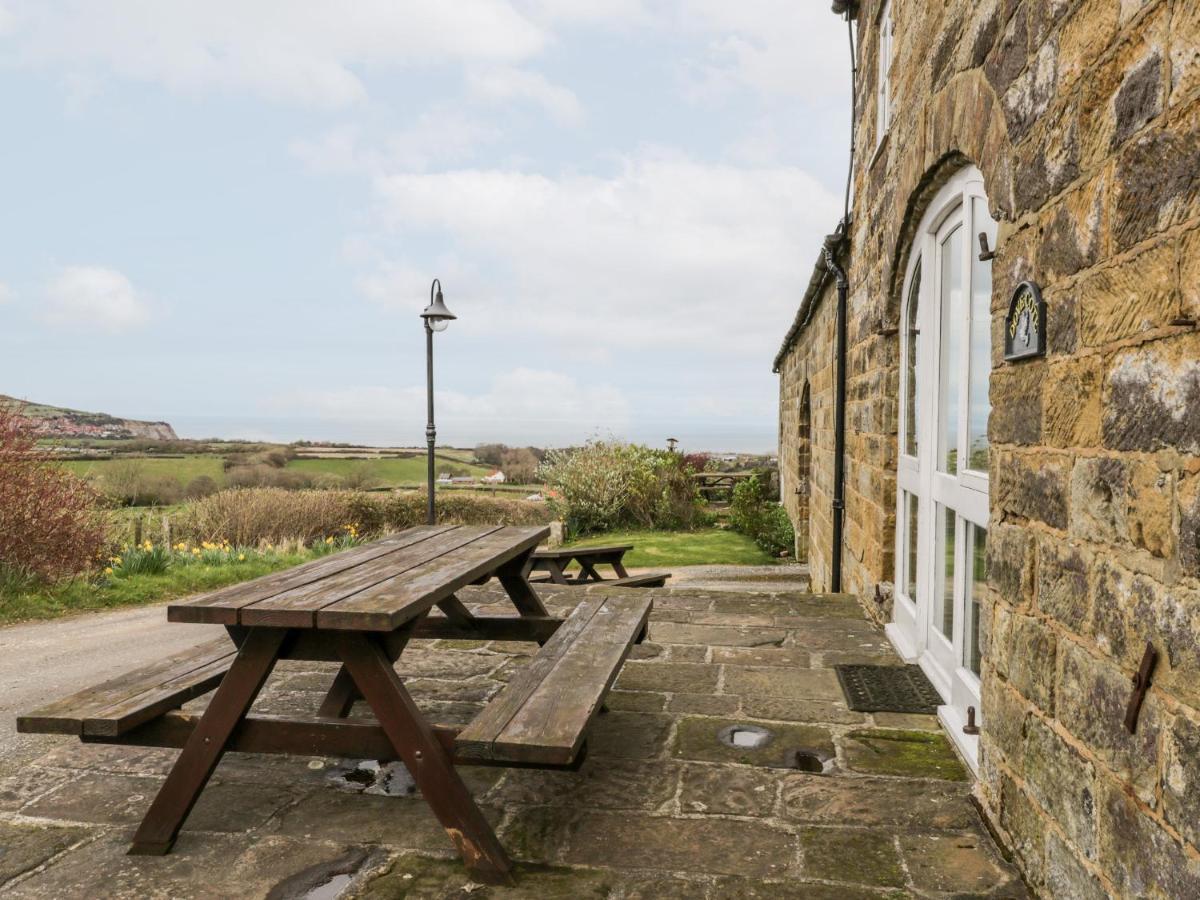 Dovecote Cottage Whitby Exterior photo